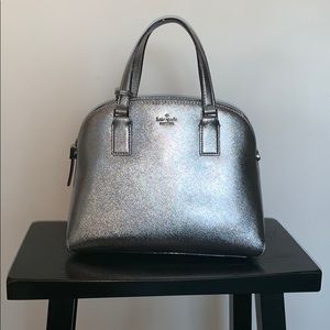 Brand new Kate spade handbag. Never used!!